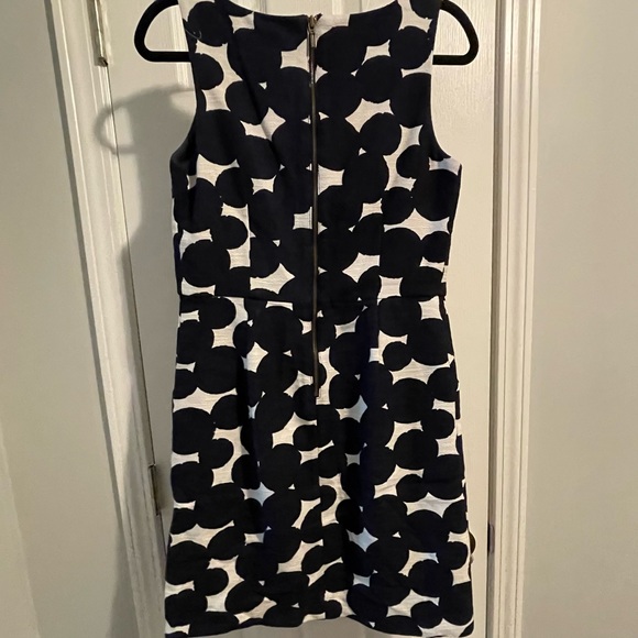 *DONATED* LOFT | Women’s Dress | Large Dot Pattern | Has Pockets - Picture 8 of 8
